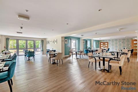 2 bedroom apartment for sale, 101-105 Fleet Road, Fleet