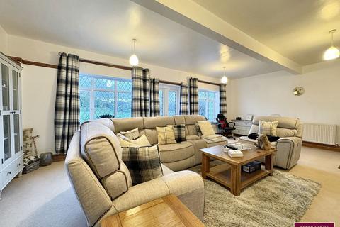 undefined, Penyffordd, Flintshire CH8 9HH