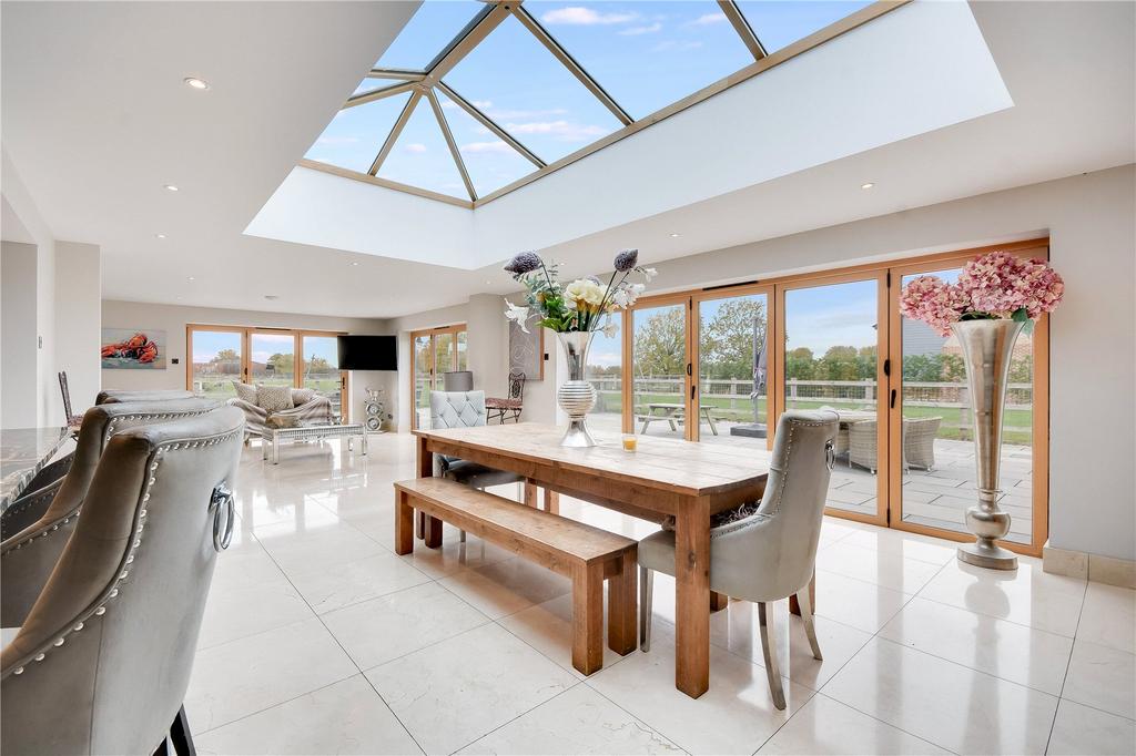Family/Dining Room