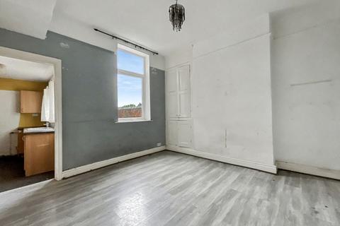 3 bedroom semi-detached house for sale, Kew Road, Southport PR8