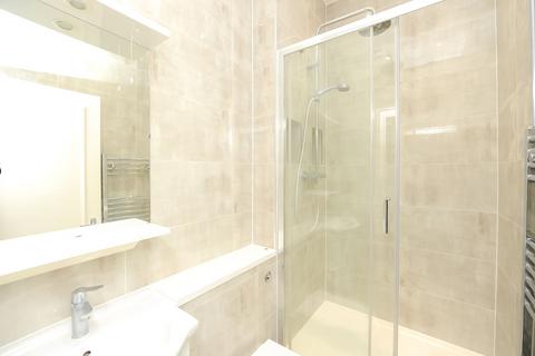 2 bedroom flat to rent, Kensington Park Road, London, W11
