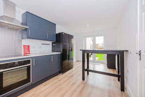 undefined, 2424L Knight Crescent, Edinburgh, EH16 4XA