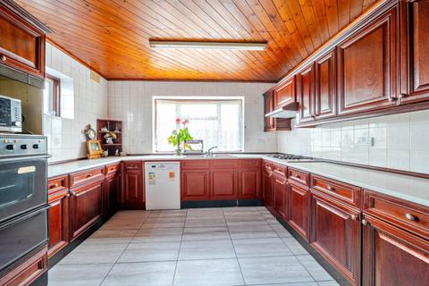 undefined, Corringway, Ealing, W5