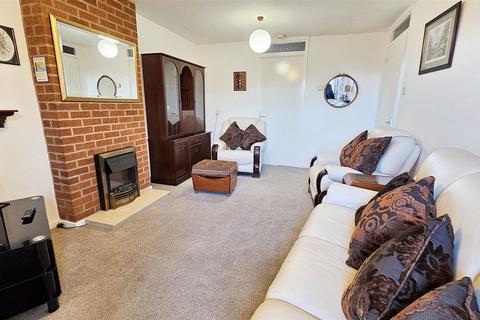 undefined, Hardwick Court, off Ashleigh Road