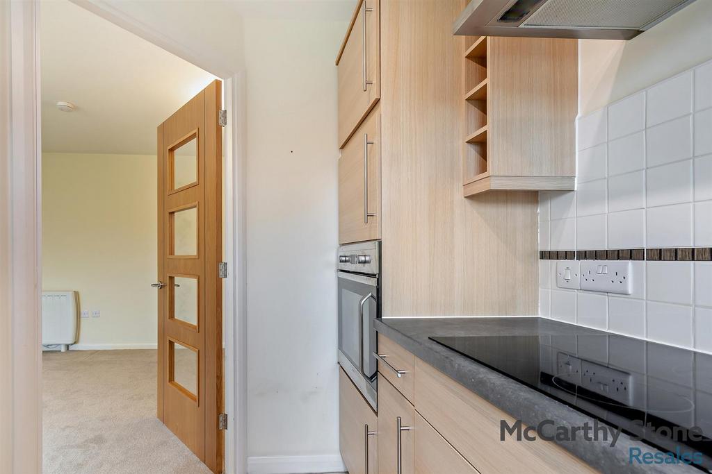 8670493-interior10-800.jpg