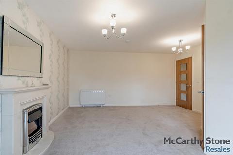 1 bedroom apartment for sale, Hollis Court, Castle Howard Road, Malton, YO17 7AD