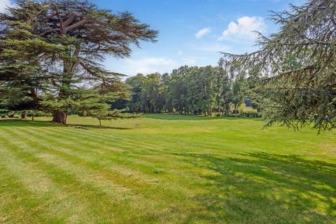 undefined, Moor Park House Way, Farnham
