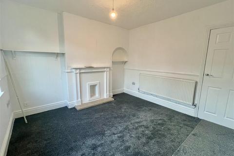 2 bedroom terraced house to rent, Landsdown Grove, Nottingham NG10