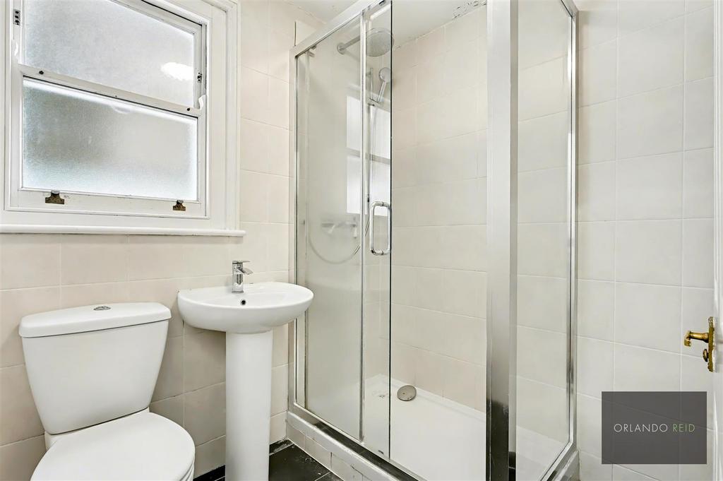 41 A Kimberley Road SW9 9 DQ-1.jpg