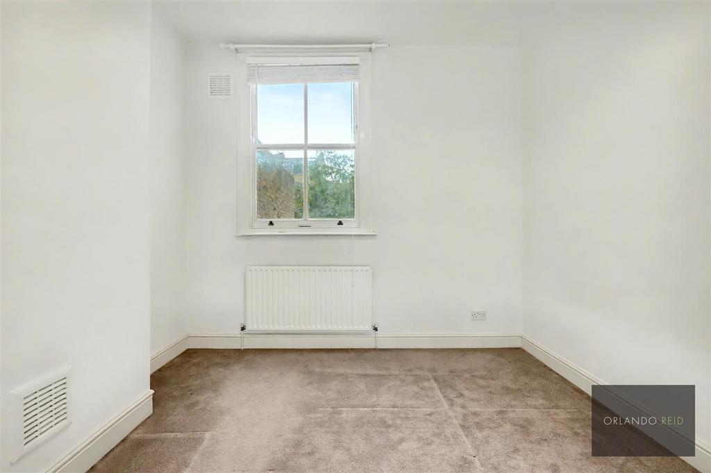 41 A Kimberley Road SW9 9 DQ-5.jpg