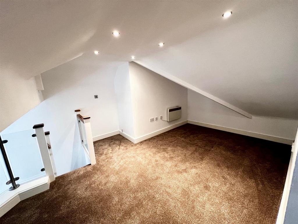 Living Room3.jpg