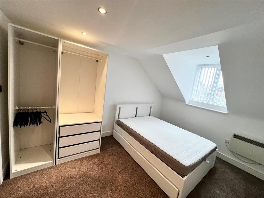 Bedroom.jpg