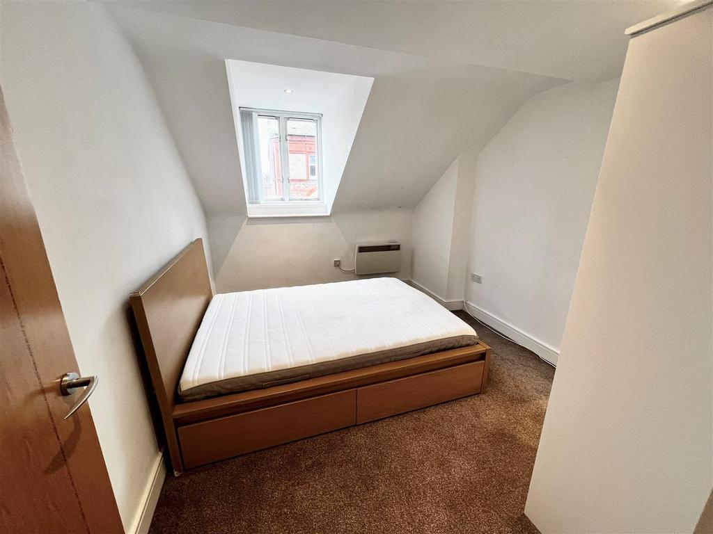 Bedroom3.jpg