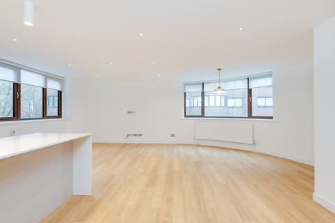 Queens Court, Finchley Road, St John's Wood, London, NW8