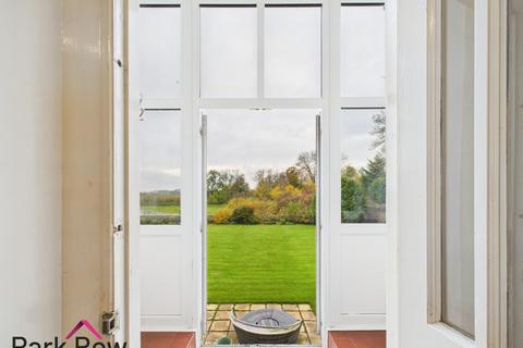 2 bedroom flat for sale, Ouston Lane, Tadcaster