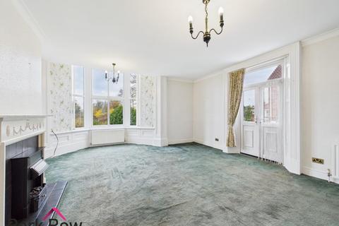 2 bedroom flat for sale, Ouston Lane, Tadcaster
