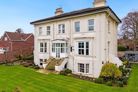2 bedroom flat for sale, Ouston Lane, Tadcaster