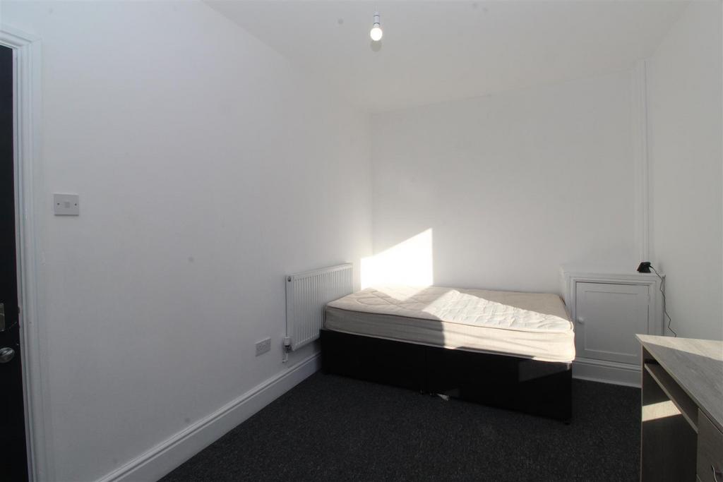 Yyjtycj ZN0 Wrc Awtd0 S6 Kw.jpg