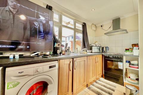 undefined, Clifford Road, Hounslow TW4