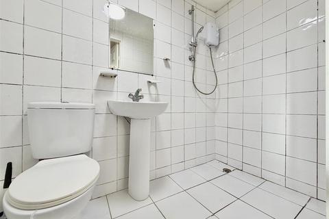 undefined, Clifford Road, Hounslow TW4
