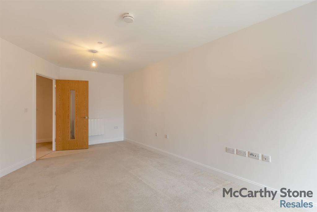 8669243-interior08.jpg