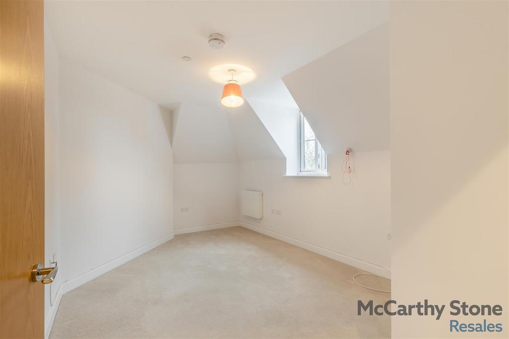 8669243-interior11.jpg