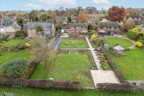 4 bedroom detached house for sale, Draughton Road, Maidwell NN6