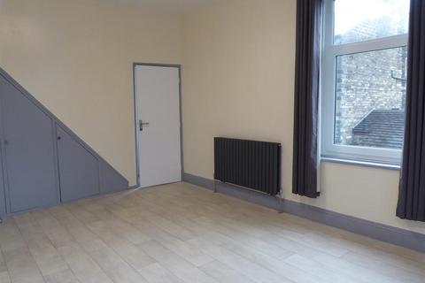 undefined, Briggate, Keighley BD20