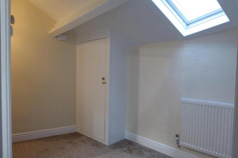 undefined, Briggate, Keighley BD20