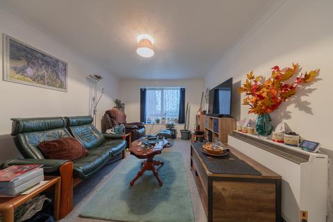 2 bedroom flat for sale, Heathlands Grove, Northfield B31