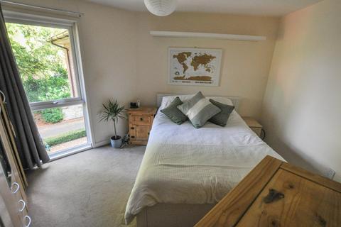 2 bedroom apartment for sale, 425 Ringwood Road, Ferndown, BH22