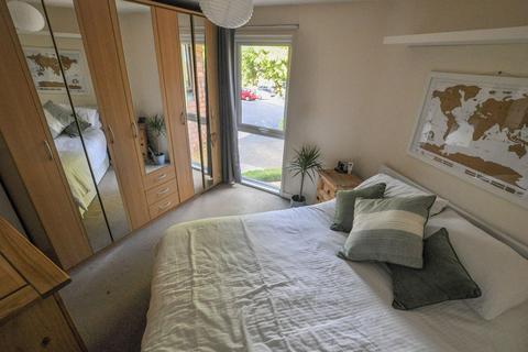 2 bedroom apartment for sale, 425 Ringwood Road, Ferndown, BH22