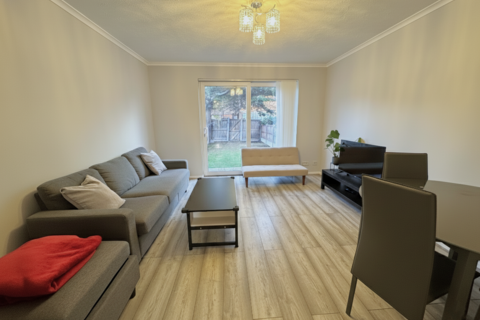 undefined, Butterfield Square, Beckton, London, E6
