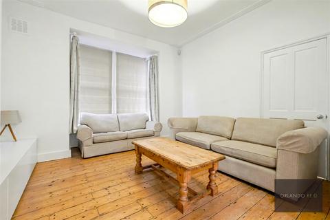 3 bedroom terraced house to rent, Strathleven Road, London