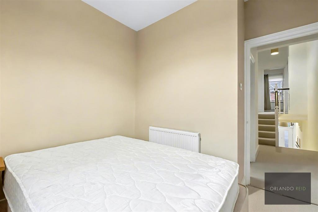 39 Strathleven Road SW2 5 JS-8.jpg