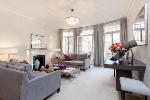 undefined, Mount Street, Mayfair, London, W1K