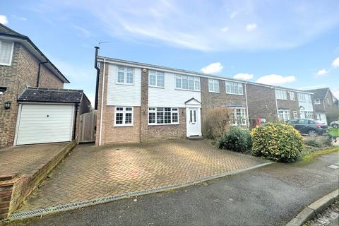 The Paddocks, Aylesbury HP22