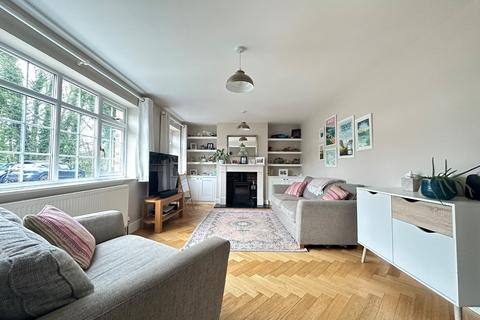 undefined, The Paddocks, Aylesbury HP22