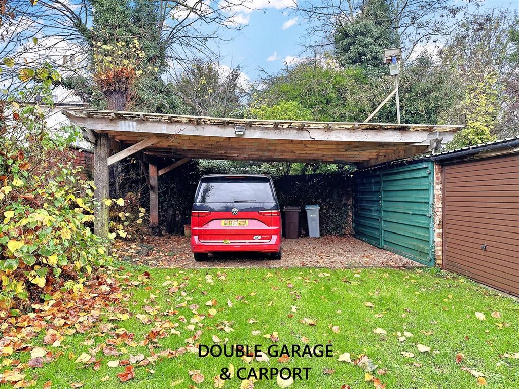 Carport & Double Garaging 009