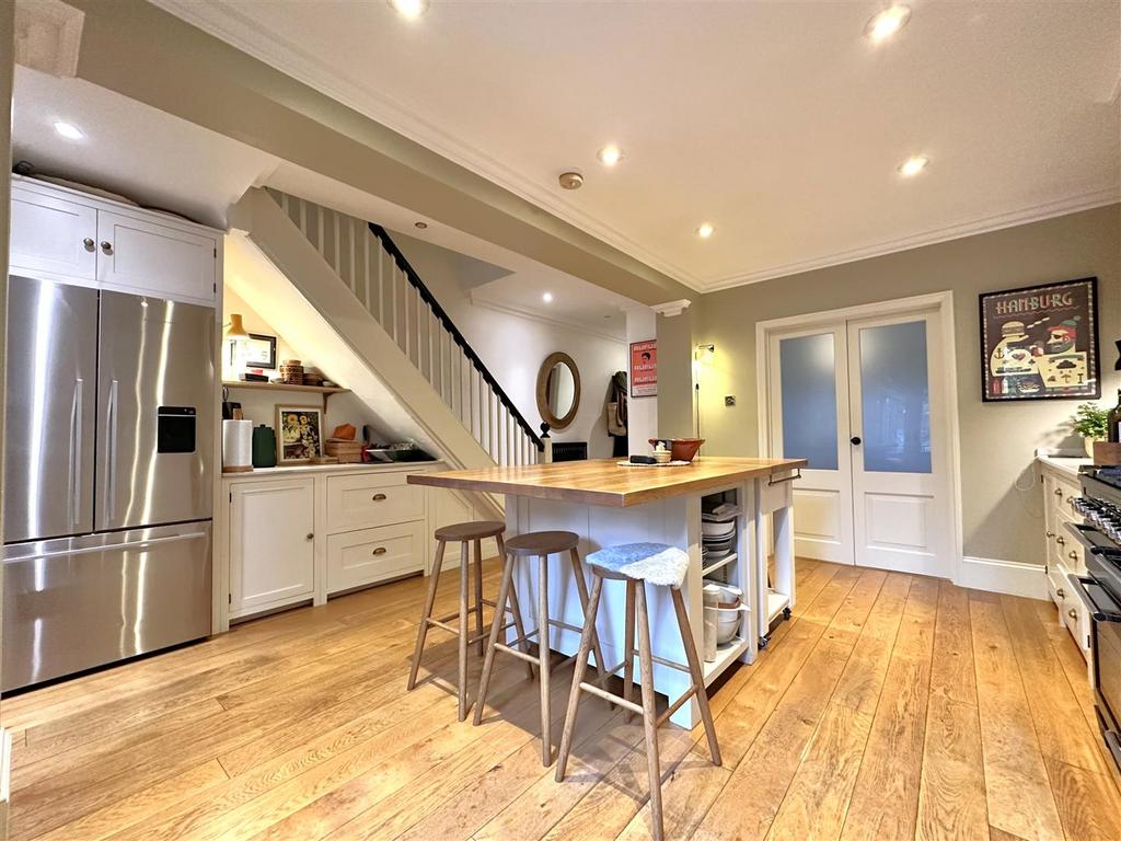 Magnificent Dining Kitchen 491