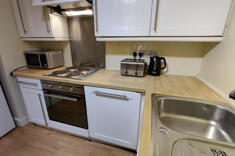4 bedroom flat to rent, Morrison Street, Edinburgh, West End, EH3