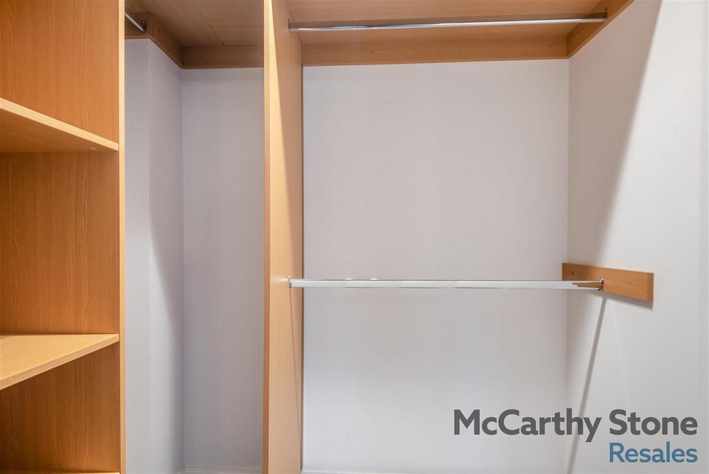 8669239-interior09.jpg