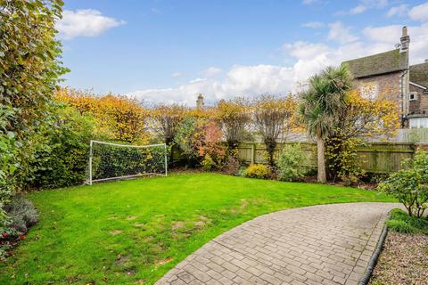 undefined, Parkgate Road, Reigate RH2