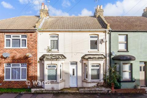 4 bedroom terraced house for sale, Windsor Road, Gillingham ME7