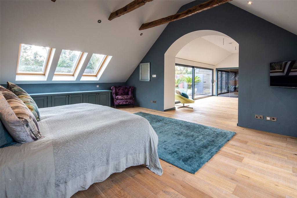 Principal Bedroom