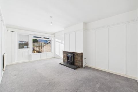 2 bedroom bungalow to rent, Newlands Avenue, Whitley Bay