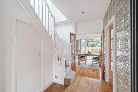 undefined, Kinloch Drive, LONDON NW9