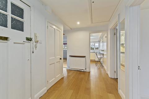 undefined, Kew Road, Kew, Richmond Surrey TW9