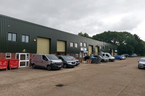 Warehouse to rent, Watery Ln Kemsing TN15 6QY