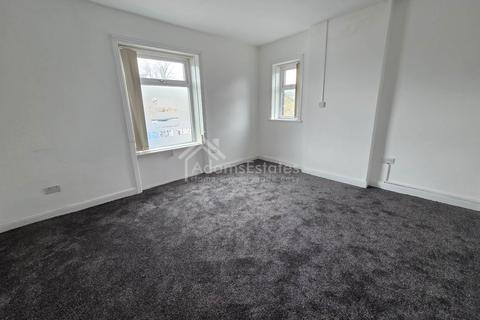 2 bedroom flat to rent, Brewery Lane, Dewsbury